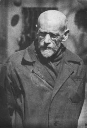 Autores de ayer Janusz Korczak - El Templo de las Mil Puertas