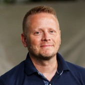 Patrick Ness (1971)